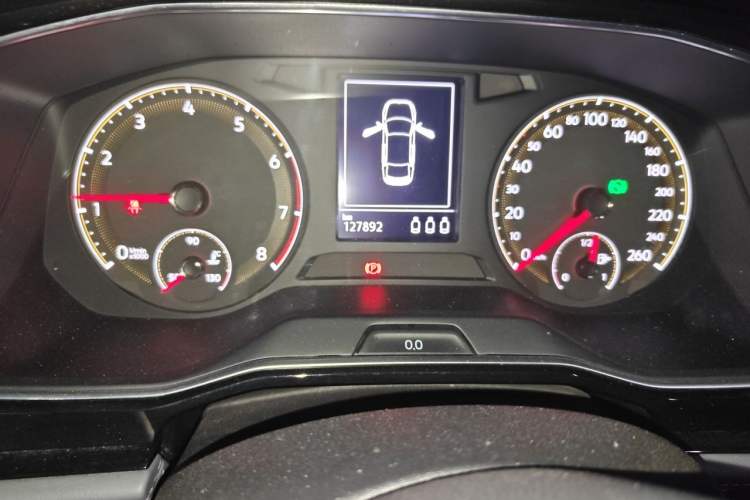 Used Volkswagen Sagitar 2020 280TSI DSG Comfort Version China VI Standard Odometer Close Up