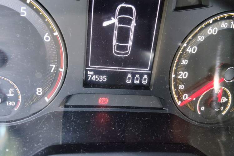 Used Volkswagen Sagitar 2020 280TSI DSG Comfort Version China VI Standard Odometer Close Up