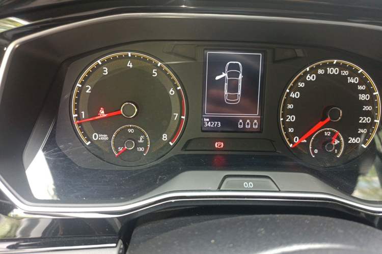 Used Volkswagen Sagitar 2020 280TSI DSG Comfort Version China VI Standard Odometer Close Up