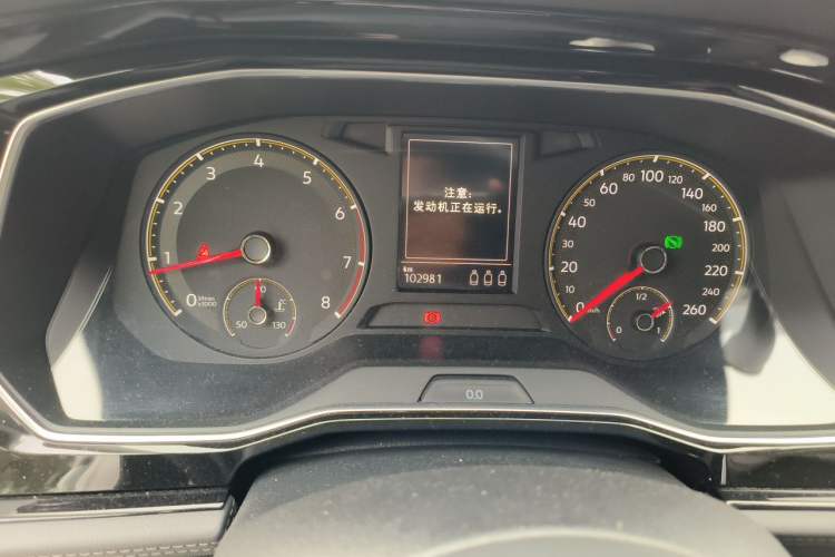 Used Volkswagen Sagitar 2020 280TSI DSG Comfort Version China VI Standard Odometer Close Up