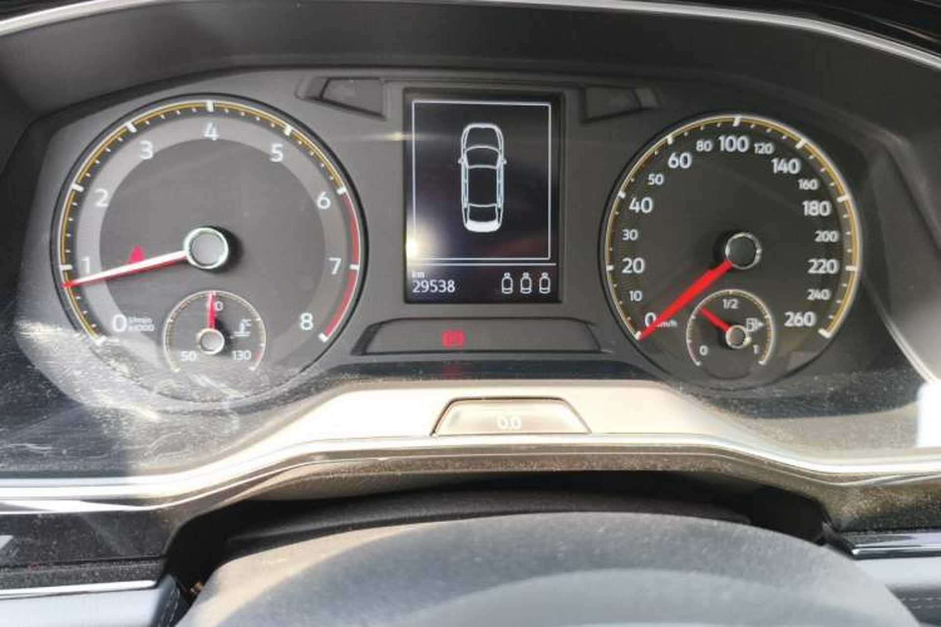Used Volkswagen Sagitar 2020 280TSI DSG Comfort Version China VI Standard Odometer Close Up