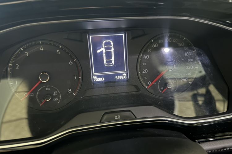 Used Volkswagen Sagitar 2020 200TSI DSG Comfort Version China VI Standard Odometer Close Up