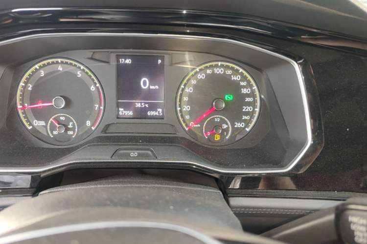 Used Volkswagen Sagitar 2020 280TSI DSG Comfort Version China VI Standard Odometer Close Up