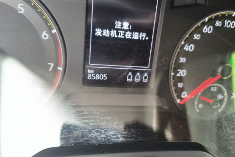 Used Volkswagen Sagitar 2020 200TSI DSG Comfort Version China VI Standard Odometer Close Up