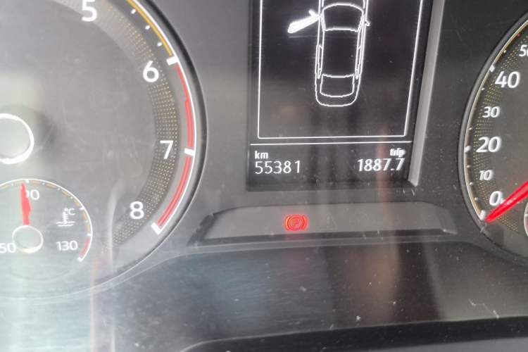 Used Volkswagen Sagitar 2020 200TSI DSG Fashion Edition China VI Standard Odometer Close Up