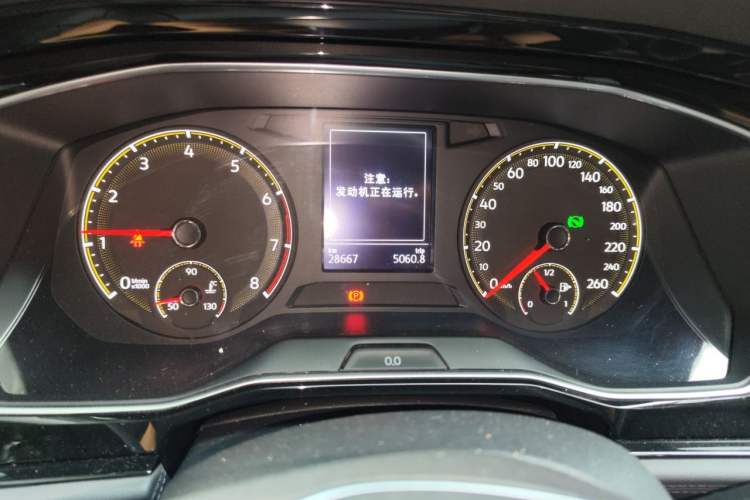 Used Volkswagen Sagitar 2020 280TSI DSG Comfort Version China VI Standard Odometer Close Up