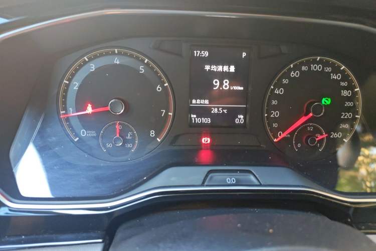 Used Volkswagen Sagitar 2020 280TSI DSG Comfort Version China VI Standard Odometer Close Up