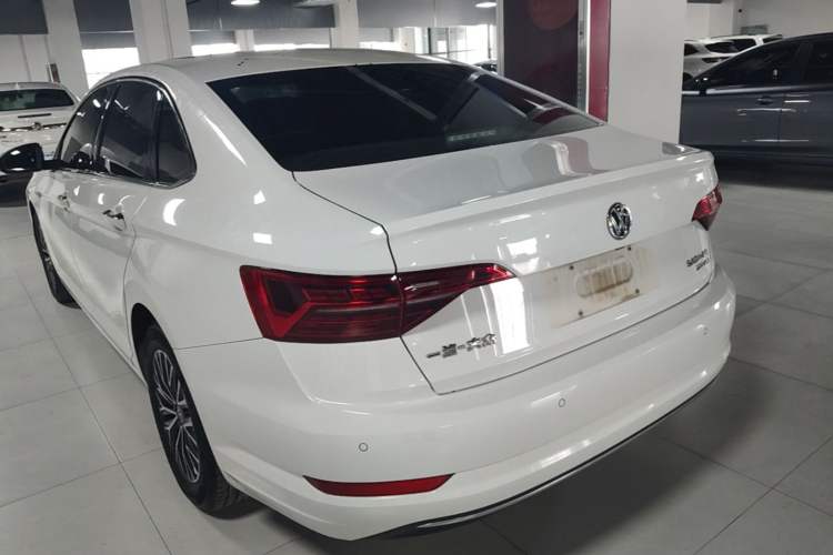 Used Volkswagen Sagitar 2020 200TSI DSG Comfort Version China VI Standard Rear Left 45 Deg