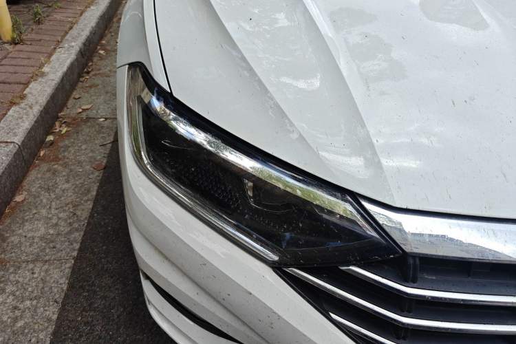 Used Volkswagen Sagitar 2020 280TSI DSG Comfort Version China VI Standard Right Front Headlight