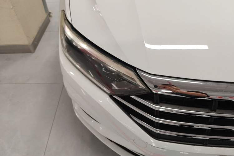 Used Volkswagen Sagitar 2020 200TSI DSG Comfort Version China VI Standard Right Front Headlight