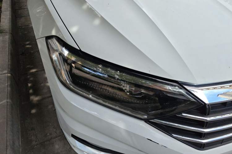 Used Volkswagen Sagitar 2020 280TSI DSG Comfort Version China VI Standard Right Front Headlight
