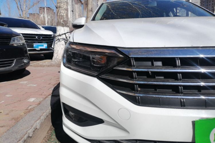 Used Volkswagen Sagitar 2020 200TSI DSG Comfort Version China VI Standard Right Front Headlight