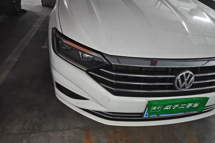 Used Volkswagen Sagitar 2020 280TSI DSG Comfort Version China VI Standard Right Front Headlight