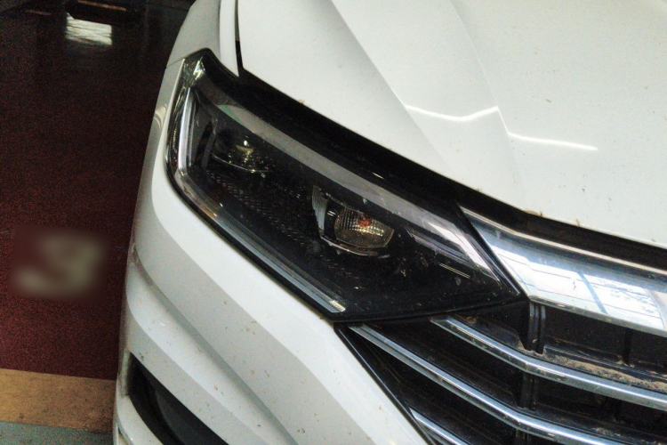 Used Volkswagen Sagitar 2020 280TSI DSG Comfort Version China VI Standard Right Front Headlight