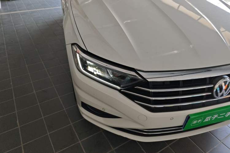 Used Volkswagen Sagitar 2020 280TSI DSG Luxury Version China VI Standard Right Front Headlight