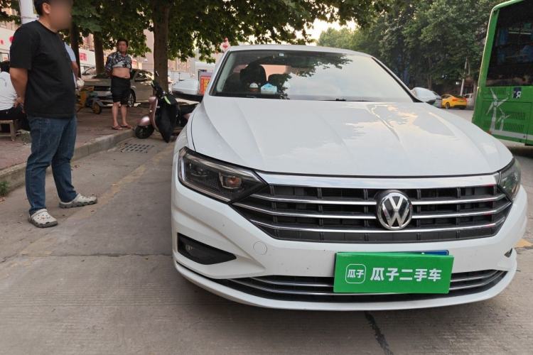 Used Volkswagen Sagitar 2020 280TSI DSG Comfort Version China VI Standard Right Front Headlight