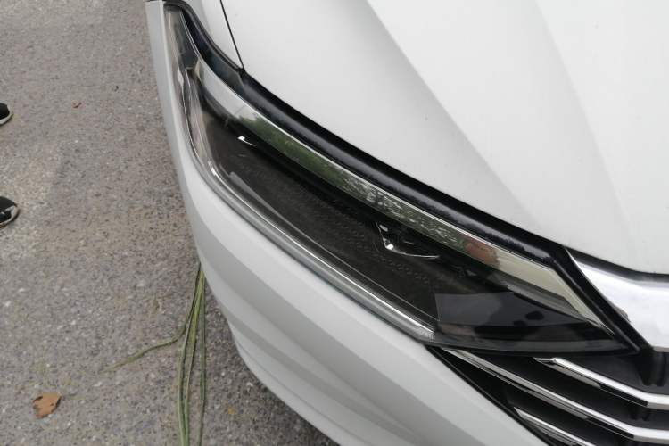 Used Volkswagen Sagitar 2020 280TSI DSG Comfort Version China VI Standard Right Front Headlight