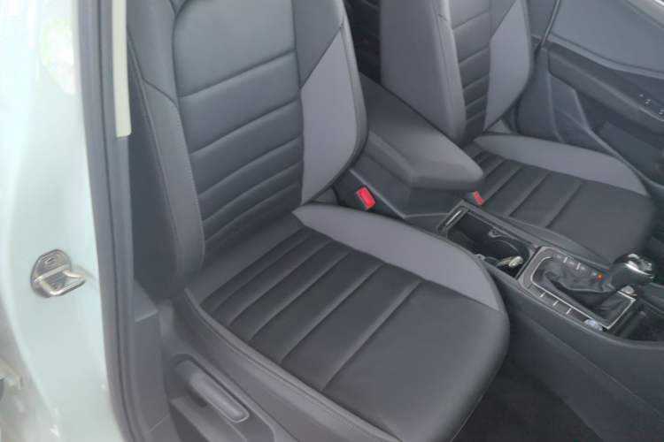 Used Volkswagen Sagitar 2020 280TSI DSG Comfort Version China VI Standard Right Front Seat