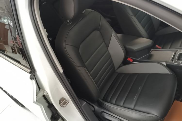 Used Volkswagen Sagitar 2020 200TSI DSG Comfort Version China VI Standard Right Front Seat