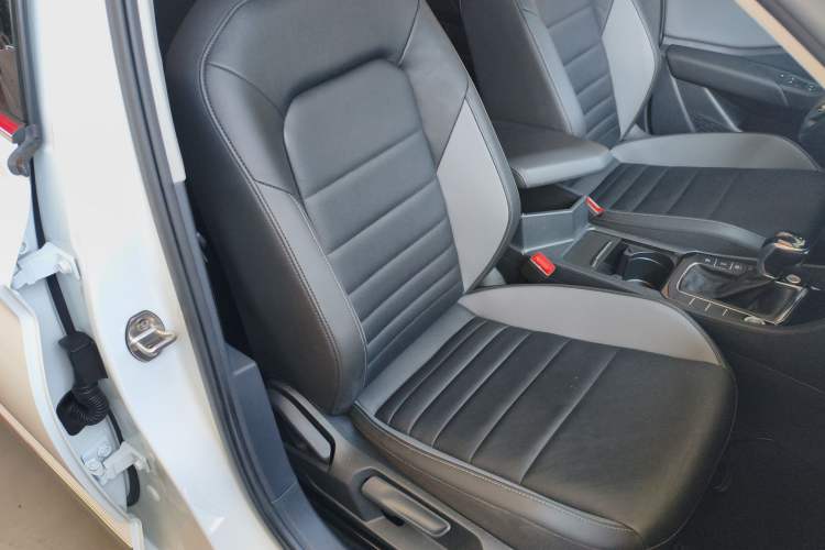 Used Volkswagen Sagitar 2020 280TSI DSG Comfort Version China VI Standard Right Front Seat
