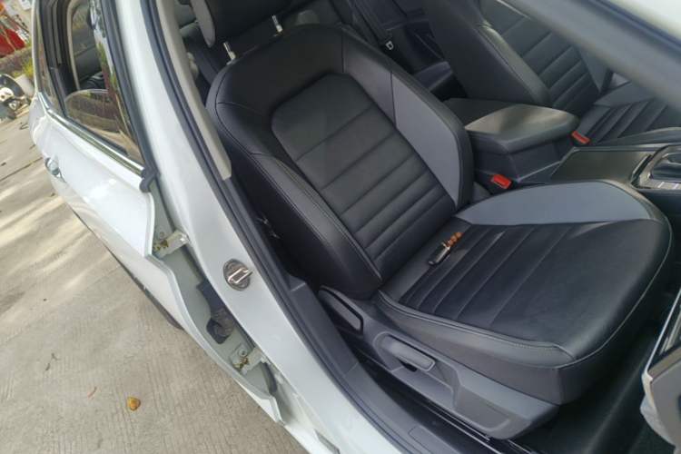 Used Volkswagen Sagitar 2020 280TSI DSG Comfort Version China VI Standard Right Front Seat