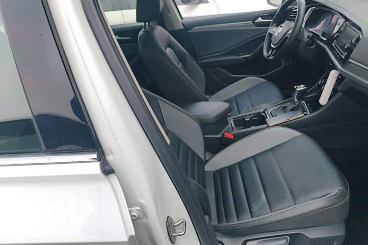Used Volkswagen Sagitar 2020 280TSI DSG Comfort Version China VI Standard Right Front Seat