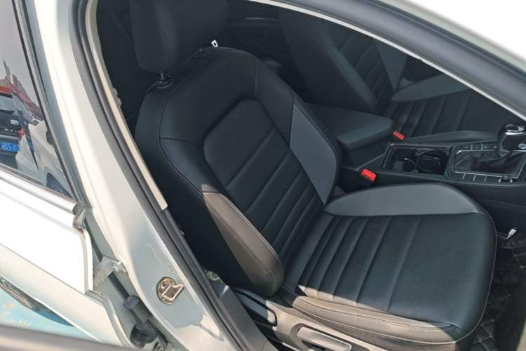 Used Volkswagen Sagitar 2020 200TSI DSG Comfort Version China VI Standard Right Front Seat