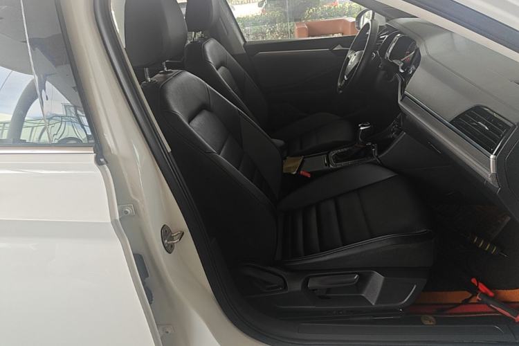 Used Volkswagen Sagitar 2020 280TSI DSG Comfort Version China VI Standard Right Front Seat