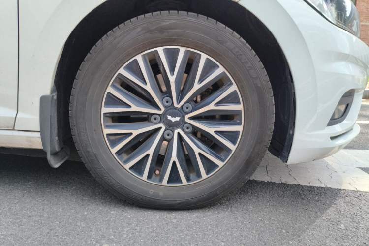 Used Volkswagen Sagitar 2020 280TSI DSG Comfort Version China VI Standard Right Front Wheel Hub