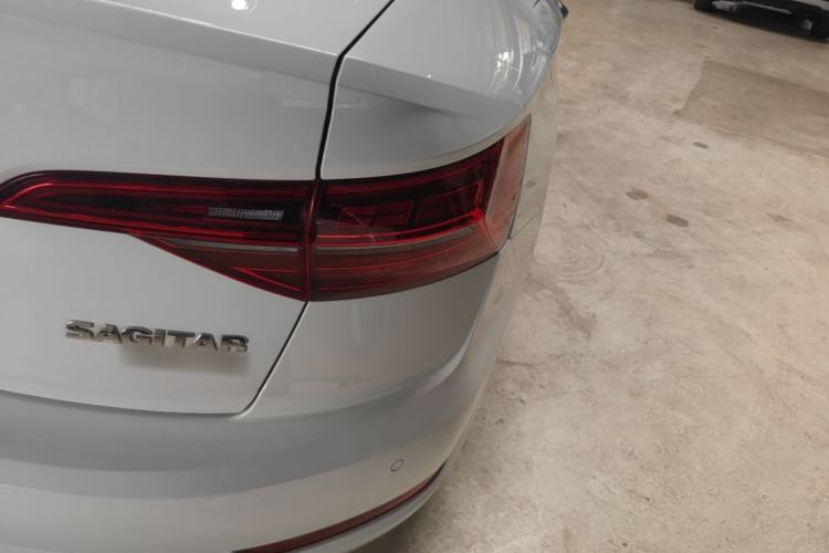 Used Volkswagen Sagitar 2020 280TSI DSG Comfort Version China VI Standard Right Rear Taillight