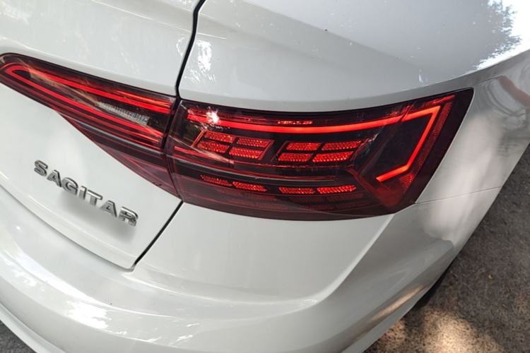 Used Volkswagen Sagitar 2020 280TSI DSG Comfort Version China VI Standard Right Rear Taillight