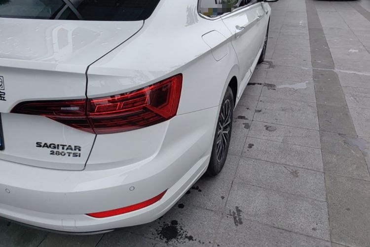Used Volkswagen Sagitar 2020 280TSI DSG Comfort Version China VI Standard Right Rear Taillight