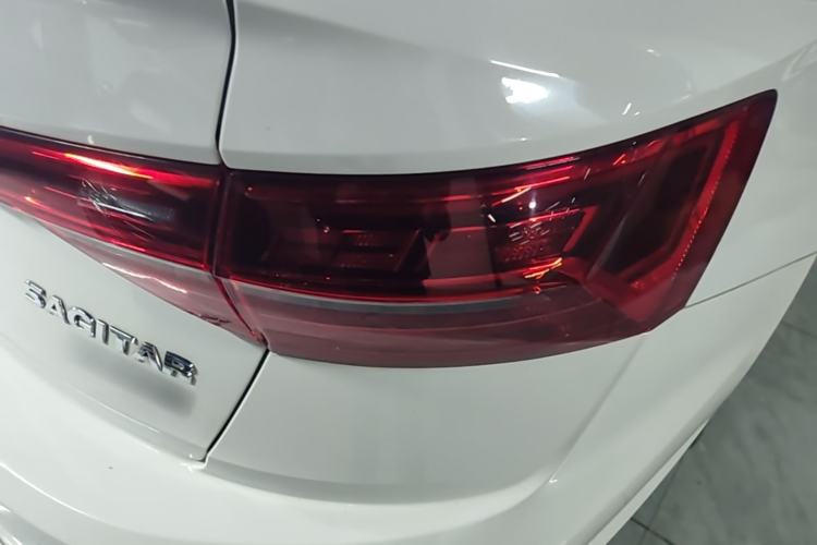 Used Volkswagen Sagitar 2020 200TSI DSG Comfort Version China VI Standard Right Rear Taillight