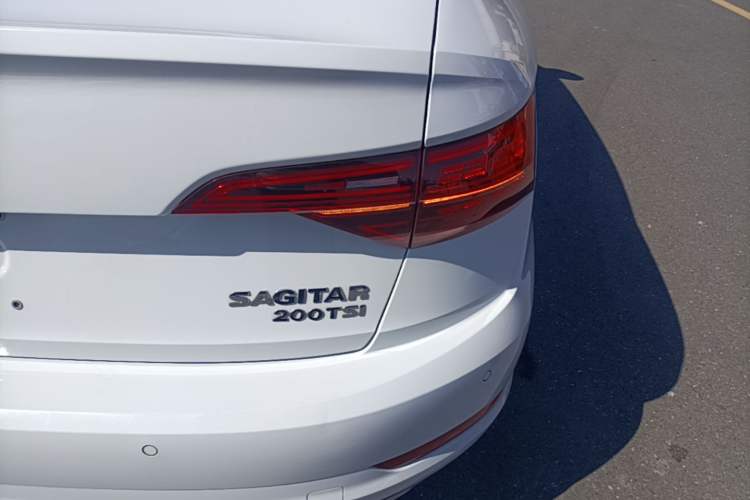 Used Volkswagen Sagitar 2020 200TSI DSG Comfort Version China VI Standard Right Rear Taillight