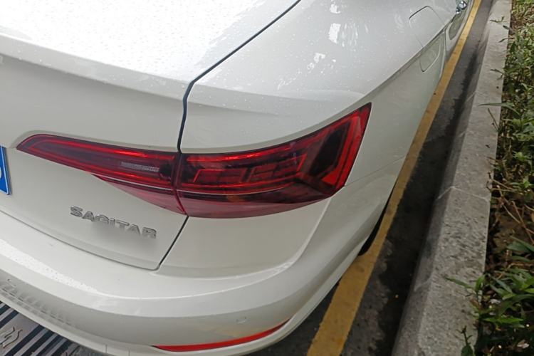 Used Volkswagen Sagitar 2020 280TSI DSG Comfort Version China VI Standard Right Rear Taillight