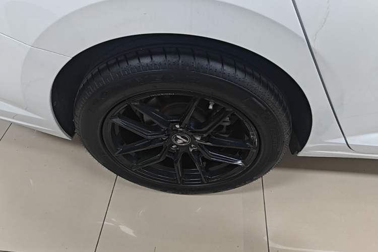 Used Volkswagen Sagitar 2020 280TSI DSG Comfort Version China VI Standard Right Rear Wheel Hub