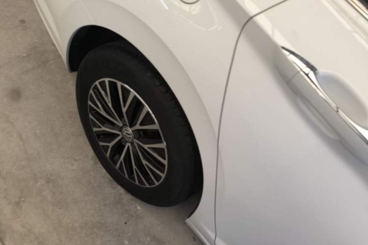 Used Volkswagen Sagitar 2020 280TSI DSG Comfort Version China VI Standard Right Rear Wheel Hub