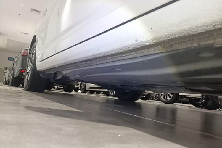 Used Volkswagen Sagitar 2020 280TSI DSG Comfort Version China VI Standard Right Side Sill