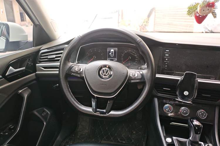 Used Volkswagen Sagitar 2020 280TSI DSG Comfort Version China VI Standard Steering Wheel