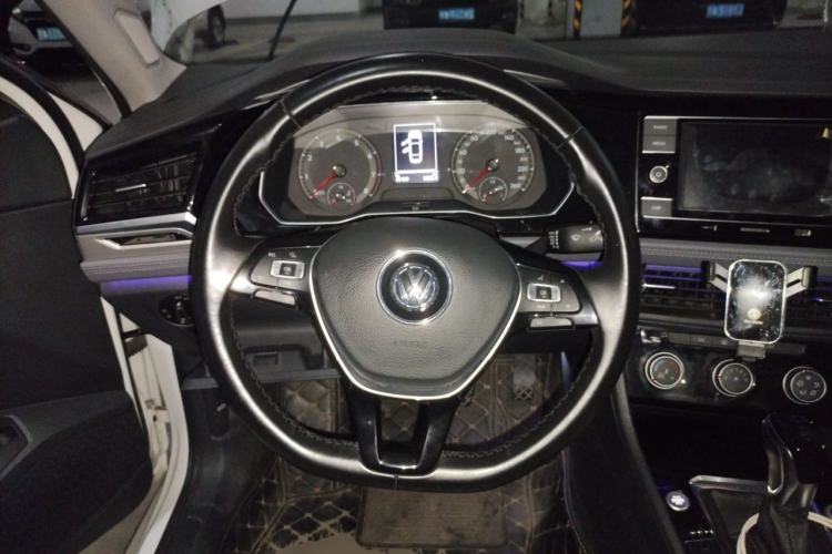 Used Volkswagen Sagitar 2020 280TSI DSG Comfort Version China VI Standard Steering Wheel