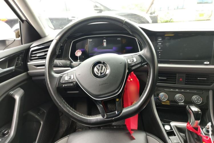 Used Volkswagen Sagitar 2020 280TSI DSG Comfort Version China VI Standard Steering Wheel