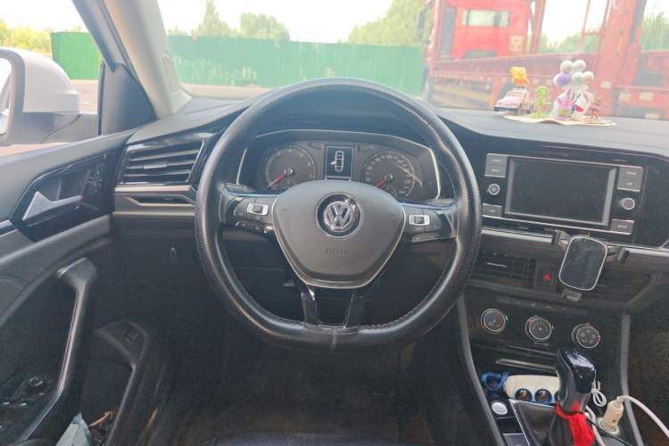 Used Volkswagen Sagitar 2020 280TSI DSG Comfort Version China VI Standard Steering Wheel