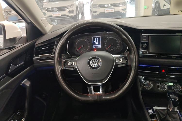 Used Volkswagen Sagitar 2020 200TSI DSG Comfort Version China VI Standard Steering Wheel