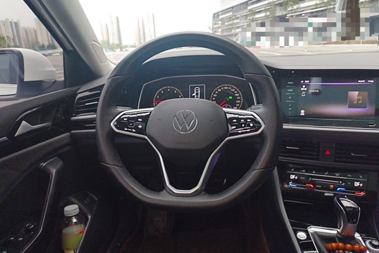 Used Volkswagen Sagitar 2020 280TSI DSG Luxury Version China VI Standard Steering Wheel