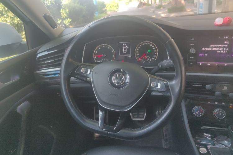 Used Volkswagen Sagitar 2020 280TSI DSG Comfort Version China VI Standard Steering Wheel