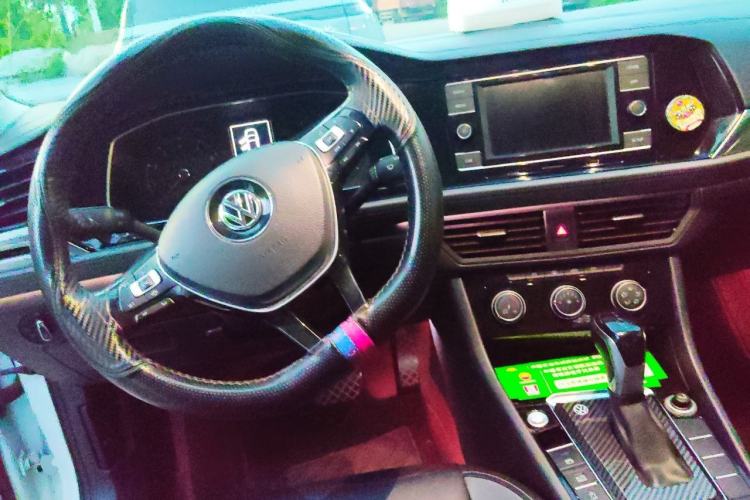 Used Volkswagen Sagitar 2020 280TSI DSG Comfort Version China VI Standard Steering Wheel