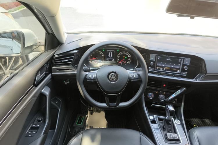 Used Volkswagen Sagitar 2020 280TSI DSG Comfort Version China VI Standard Steering Wheel