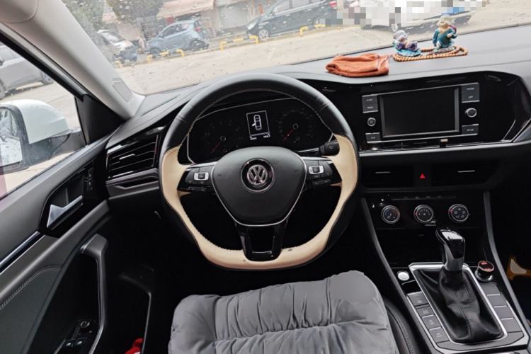 Used Volkswagen Sagitar 2020 200TSI DSG Comfort Version China VI Standard Steering Wheel