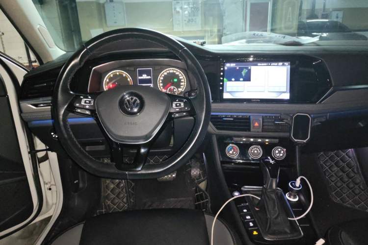 Used Volkswagen Sagitar 2020 200TSI DSG Comfort Version China VI Standard Steering Wheel