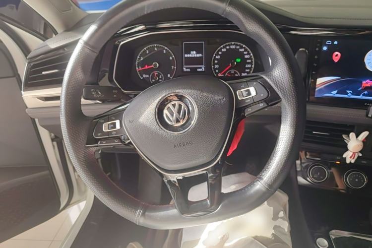 Used Volkswagen Sagitar 2020 200TSI DSG Comfort Version China VI Standard Steering Wheel